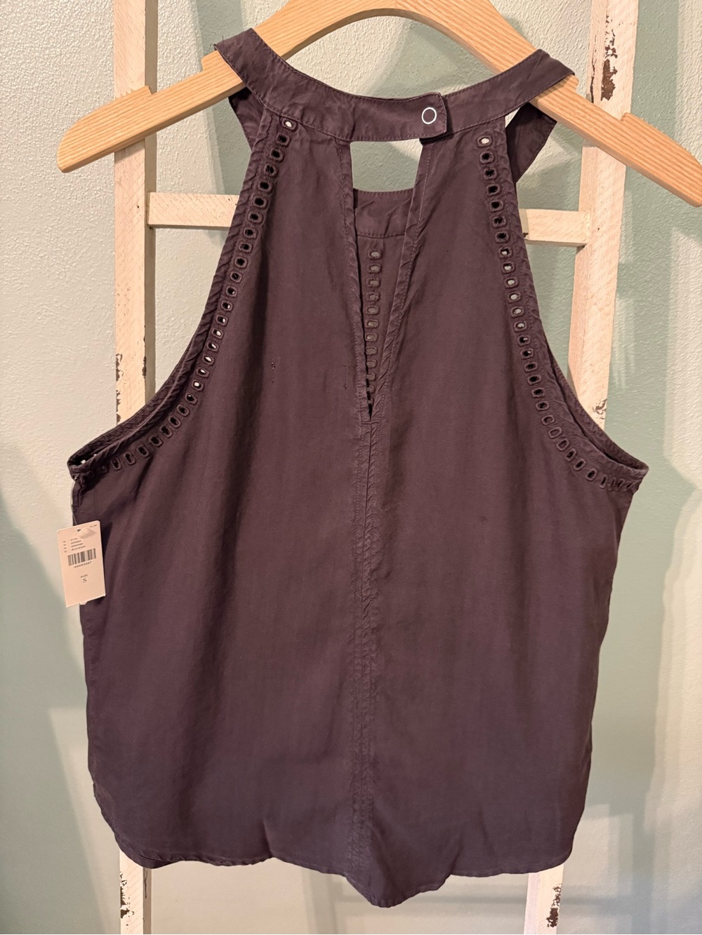 NWT Cloth & Stone Black Noir Eyelet Halter Top Size S Women - Picture 3 of 7